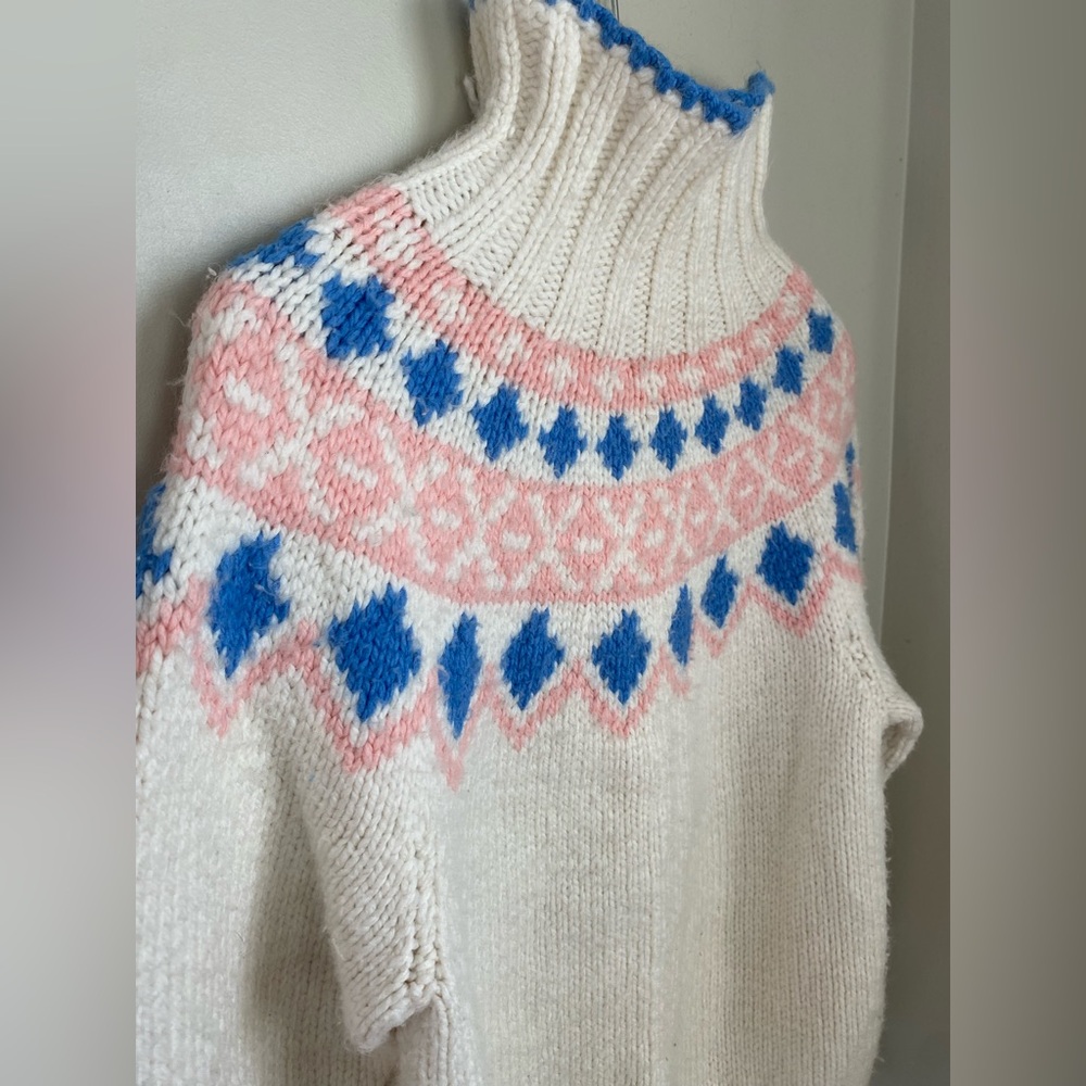 Vintage Hand-Knit Nordic Fair Isle Turtleneck Sweater Medium Cottagecore Boho - Picture 8 of 12